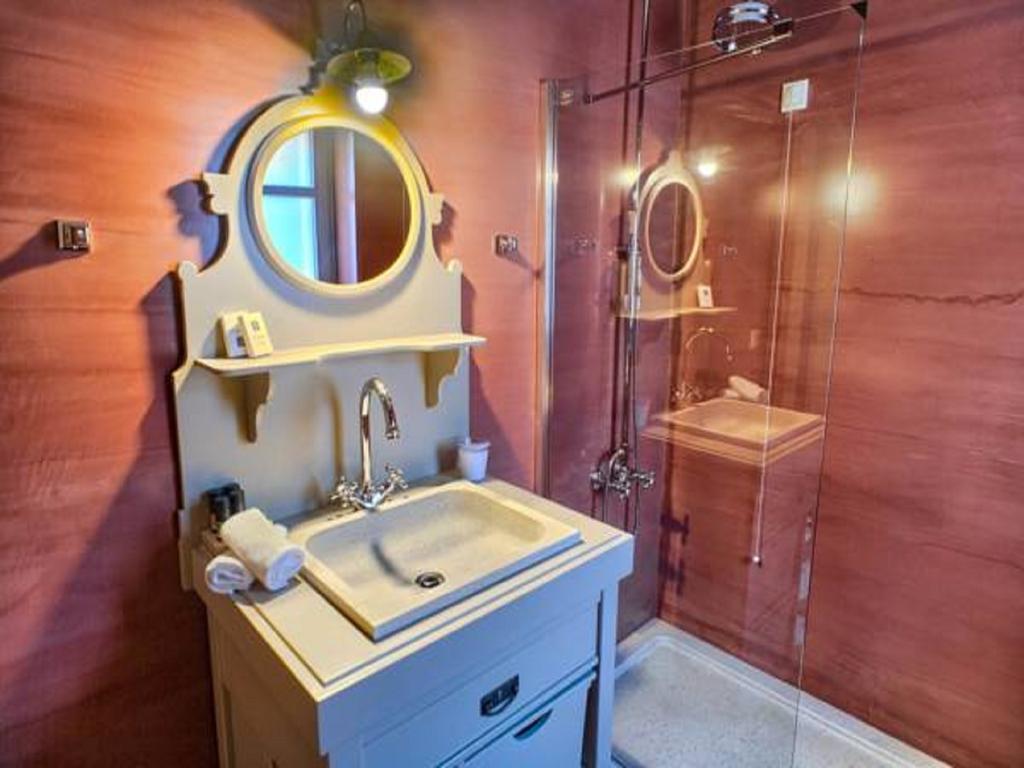Haones Suites Ioannina Bilik gambar